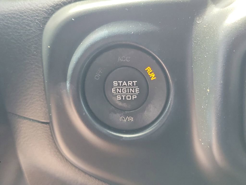 Used 2021 Jeep Gladiator Mojave AWD/4WD image 23