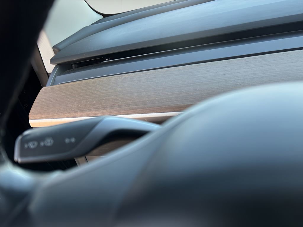 Used 2018 Tesla Model 3 Long Range AWD/4WD image 16