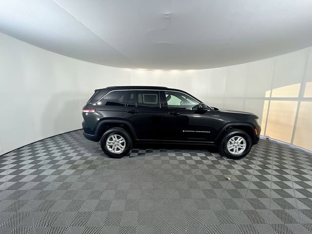 New 2025 Jeep Grand Cherokee Laredo image 10