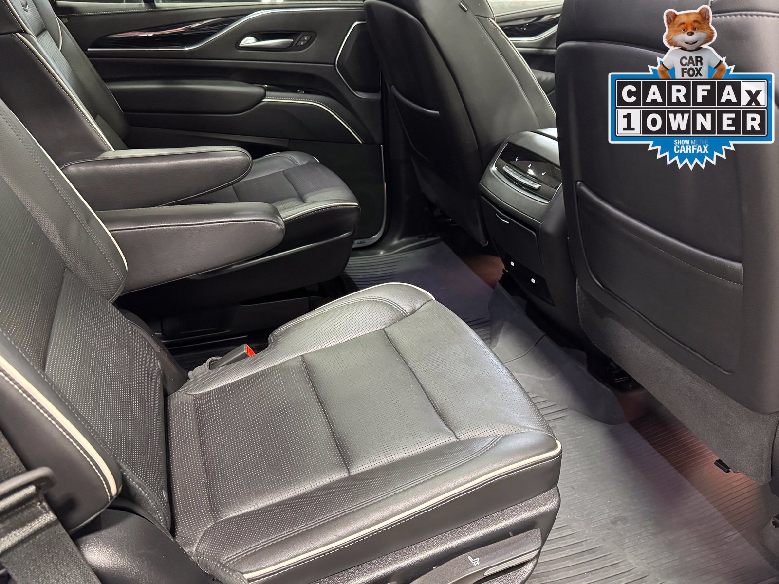 Used 2023 Cadillac Escalade Sport w/ LPO, ONYX Package AWD/4WD image 52