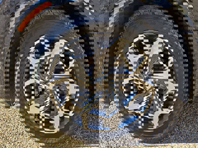 Used 2022 Hyundai Palisade Calligraphy image 11