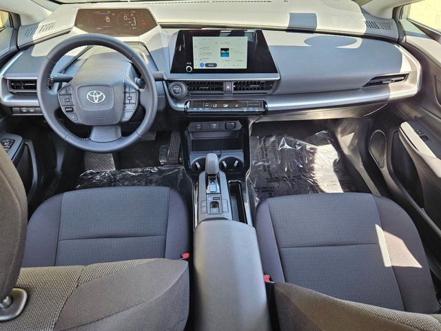 Used 2025 Toyota Prius LE image 27