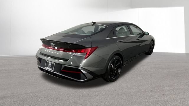 New 2026 Hyundai Elantra SEL Sport Premium FWD image 8