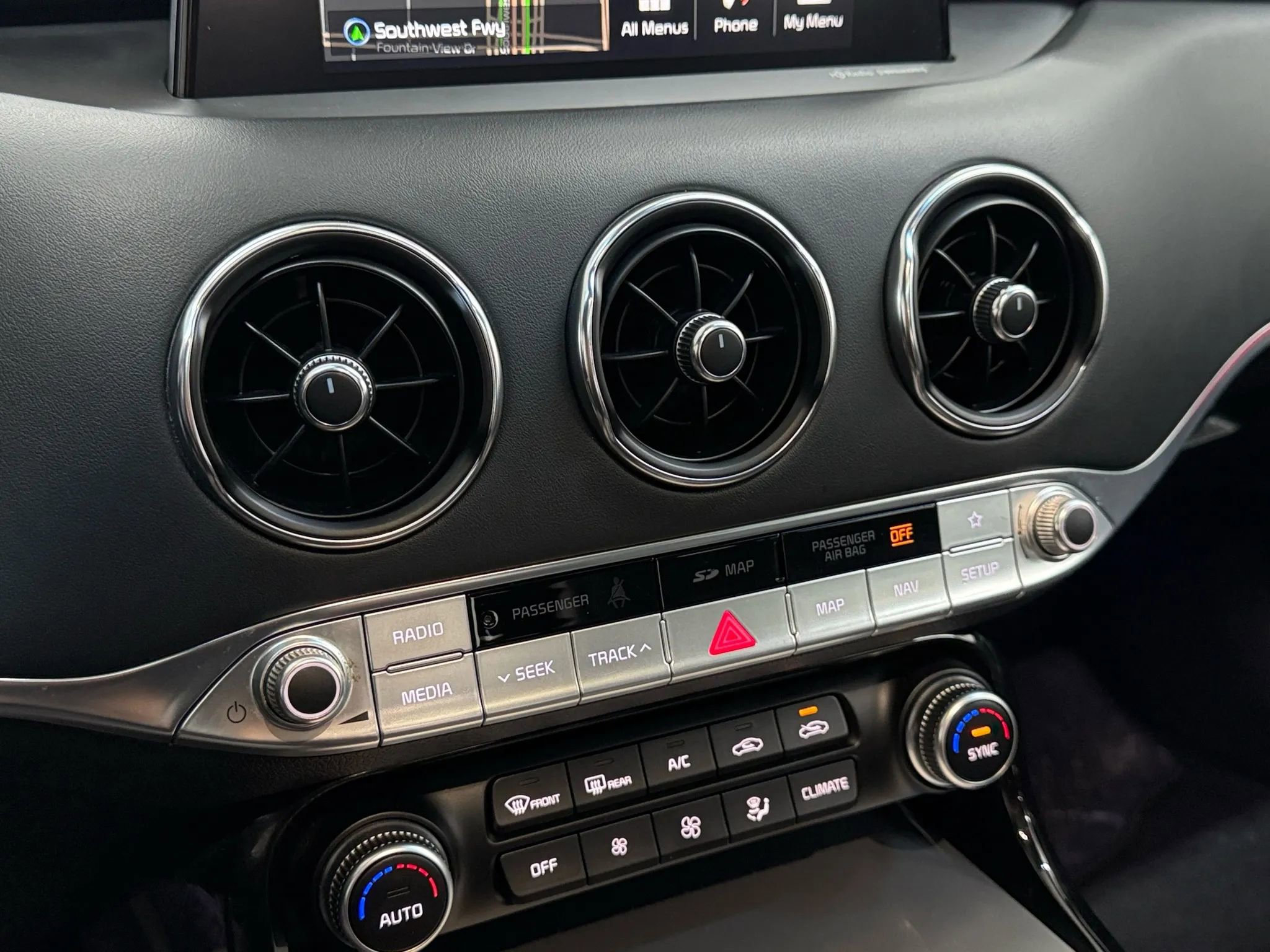 Used 2020 Kia Stinger GT2 image 21