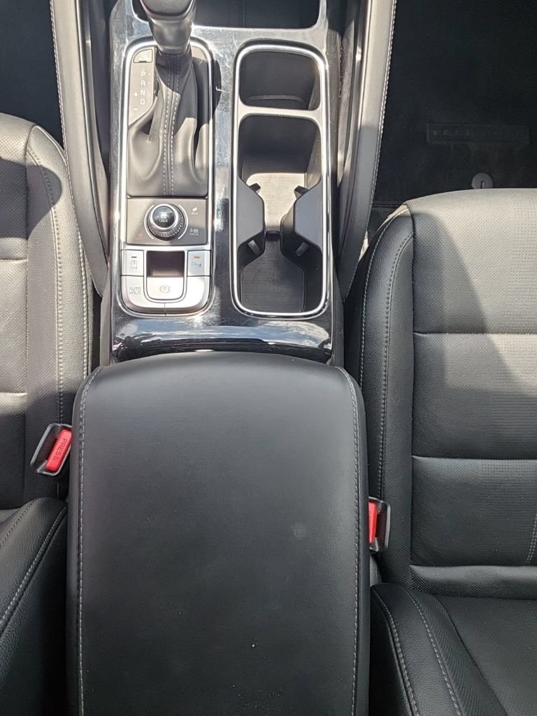Certified 2024 Kia Telluride EX w/ EX Captain's Chair Package AWD/4WD image 24