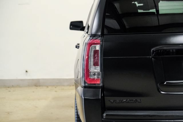 Used 2020 GMC Yukon Denali w/ Denali Premium Package AWD/4WD image 32