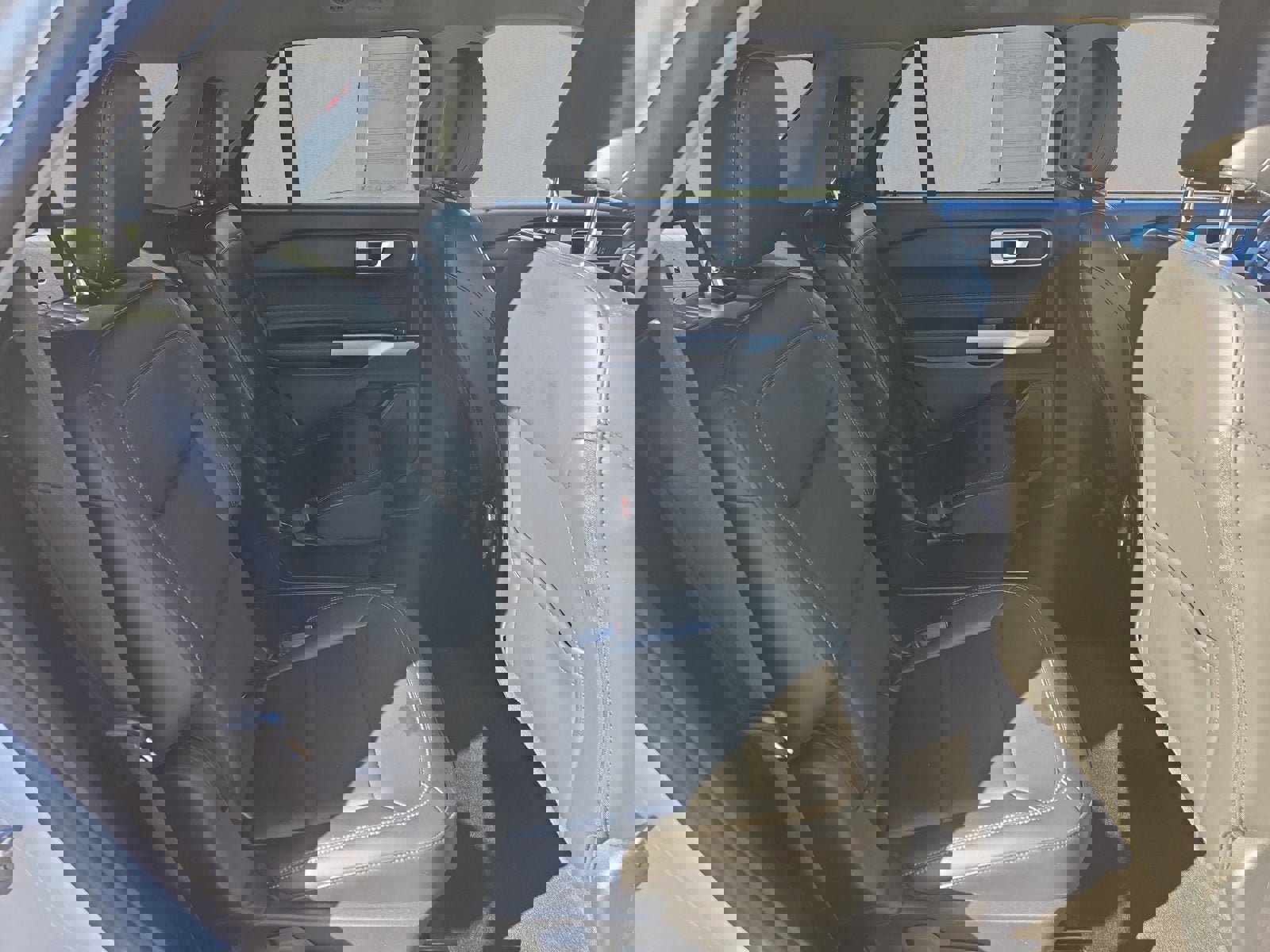 Certified 2022 Ford Explorer XLT w/ Equipment Group 202A image 24