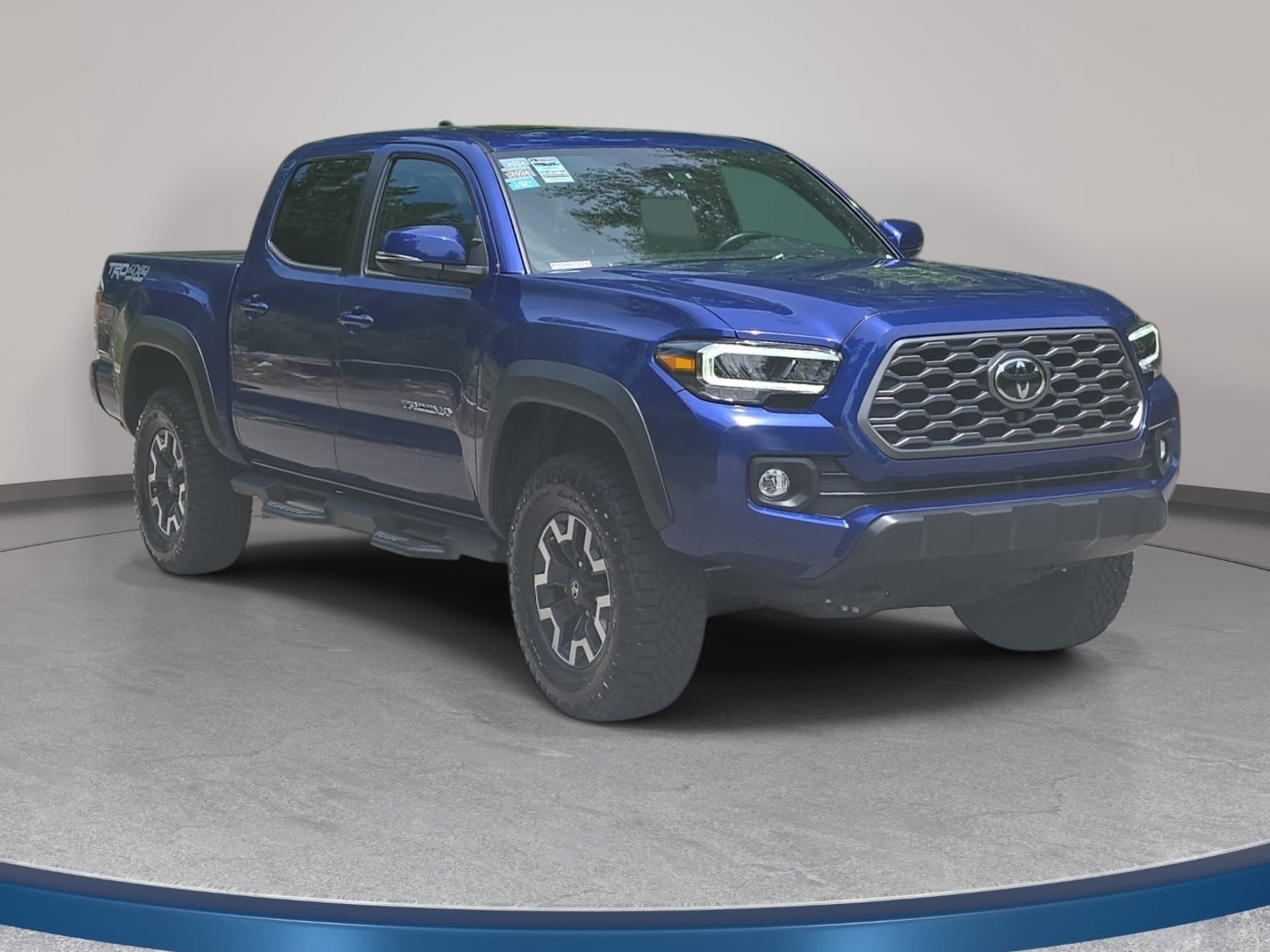 Used 2023 Toyota Tacoma TRD Off-Road w/ TRD Premium Off Road Package AWD/4WD image 3