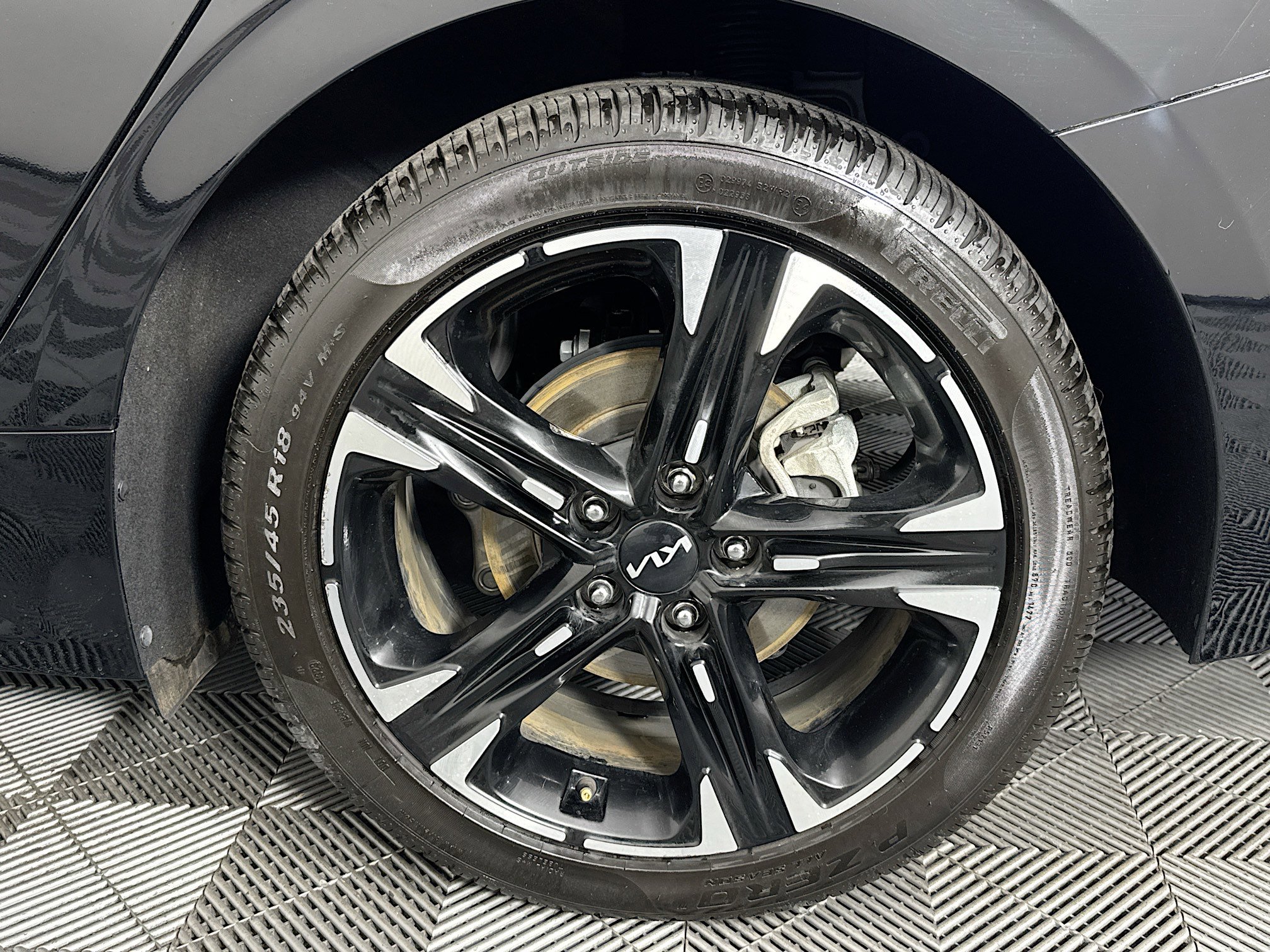 Used 2024 Kia K5 GT-Line image 36