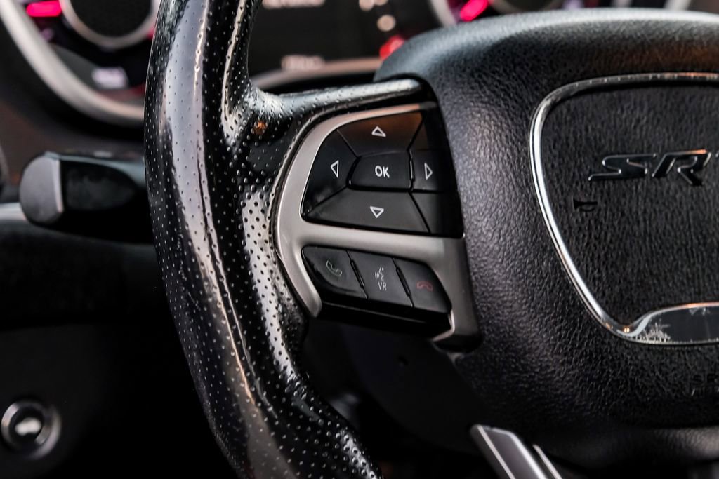 Used 2015 Dodge Challenger SRT w/ Technology Group image 14