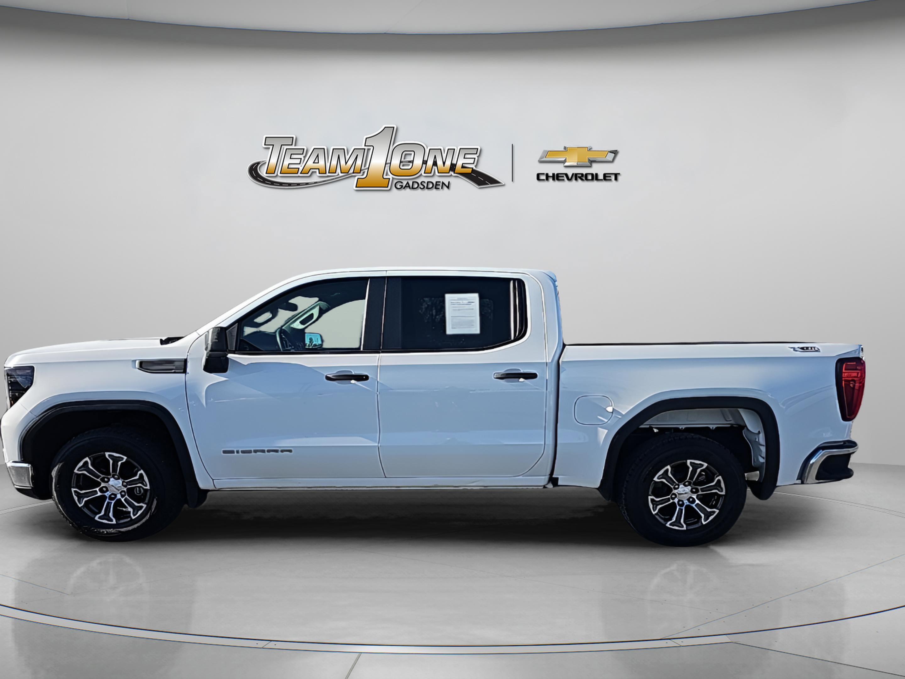 Used 2022 GMC Sierra 1500 Pro w/ Pro Value Package AWD/4WD image 5