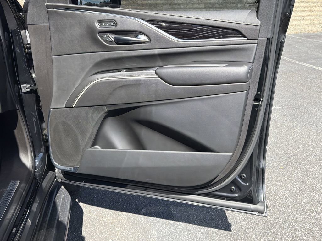 Used 2021 Cadillac Escalade Sport image 14