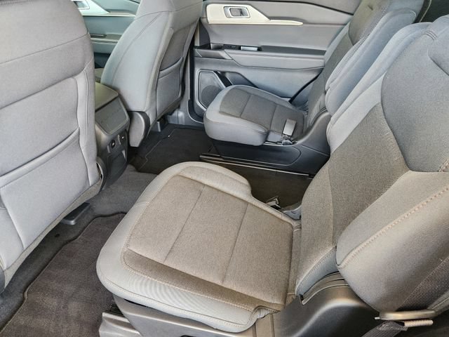Used 2026 Ford Explorer Active RWD image 31