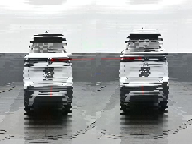 New 2026 Volkswagen Tiguan SE image 6