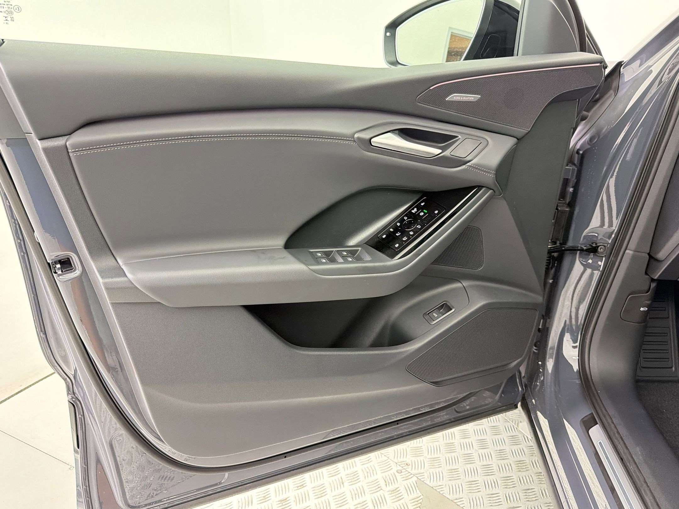 New 2027 Audi Q6 e-tron Premium Plus AWD/4WD image 22