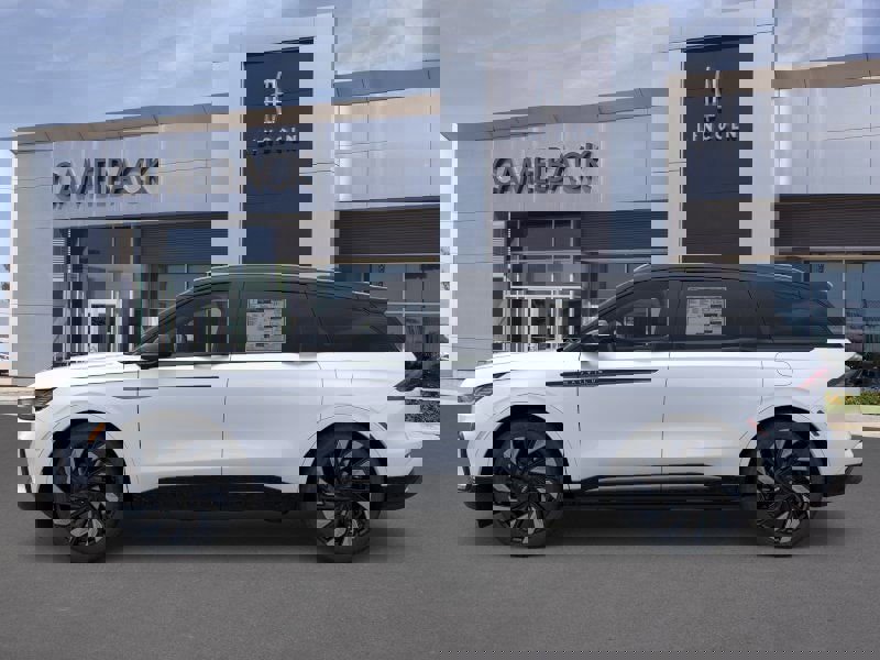 New 2026 Lincoln Nautilus Reserve w/ Jet Appearance Package image 25