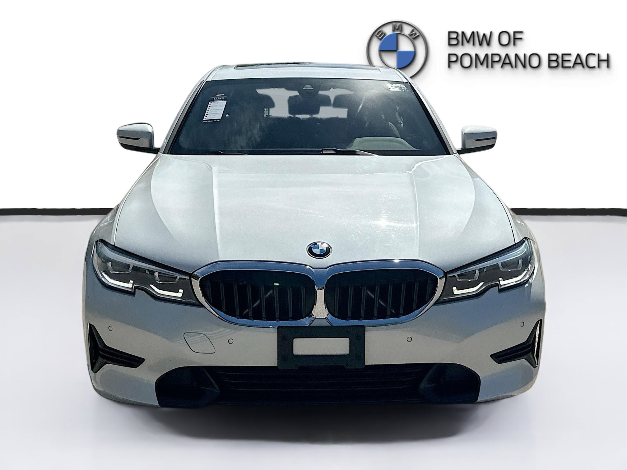 Used 2021 BMW 330i xDrive Sedan w/ Convenience Package AWD/4WD image 2
