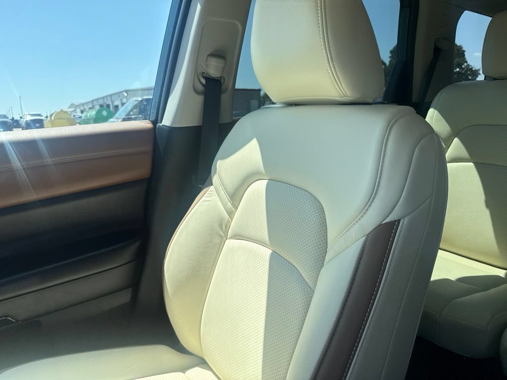 Used 2026 Nissan Pathfinder Platinum w/ Cargo Package FWD image 13