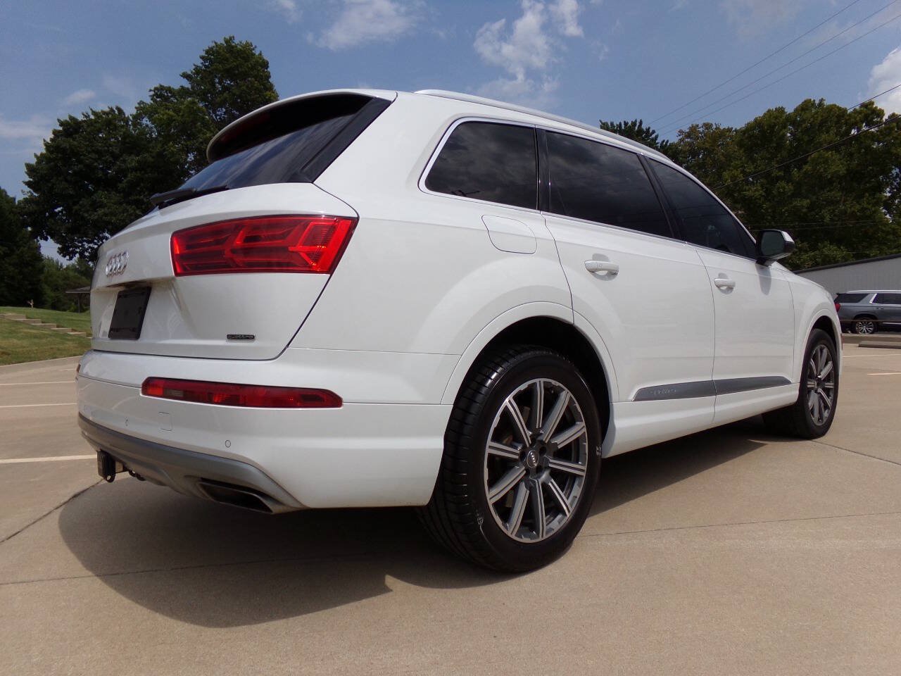Used 2019 Audi Q7 2.0T Premium Plus w/ Premium Plus Package AWD/4WD image 36
