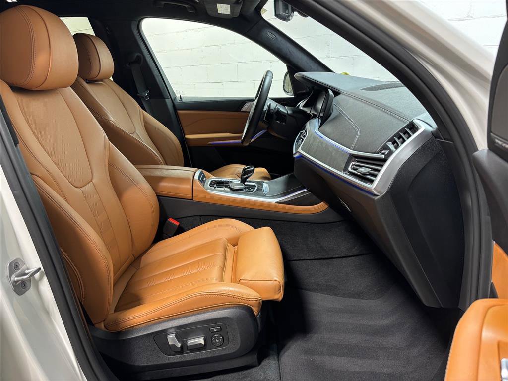 Used 2021 BMW X7 xDrive40i w/ M Sport Package image 33