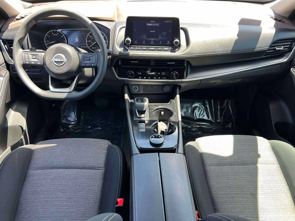 Used 2023 Nissan Rogue SV AWD/4WD image 13