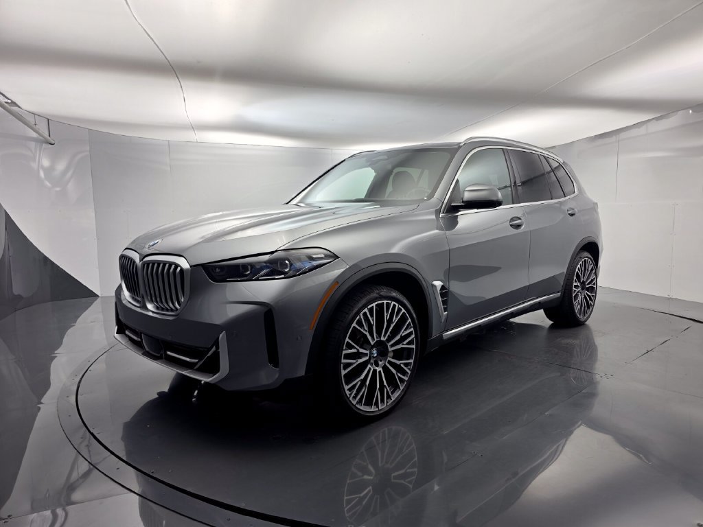 Certified 2024 BMW X5 sDrive40i w/ Premium Package RWD image 8