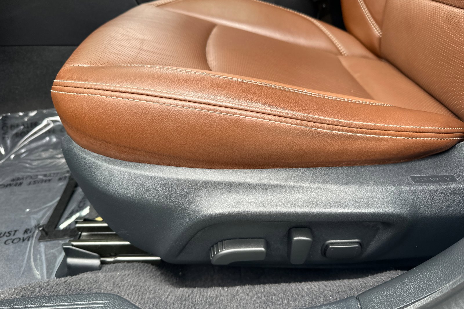 Used 2019 Subaru Outback 2.5i Touring w/ Popular Package #3A AWD/4WD image 13