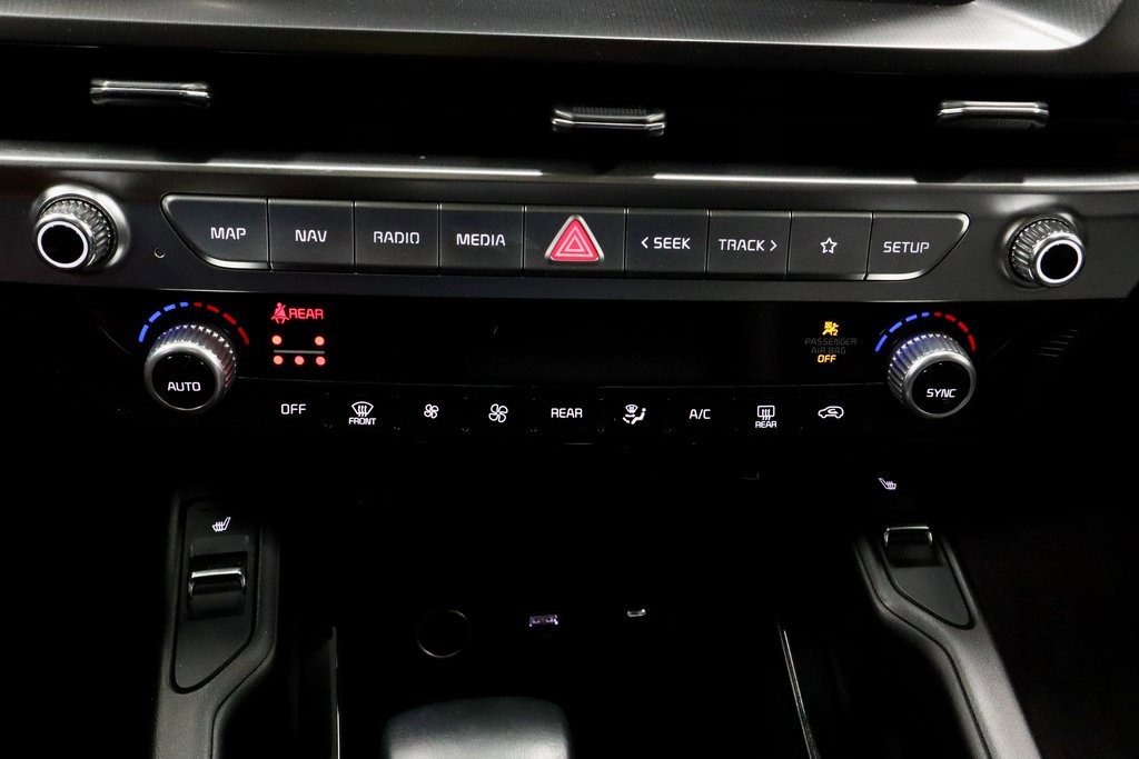 Used 2025 Kia Telluride S image 36