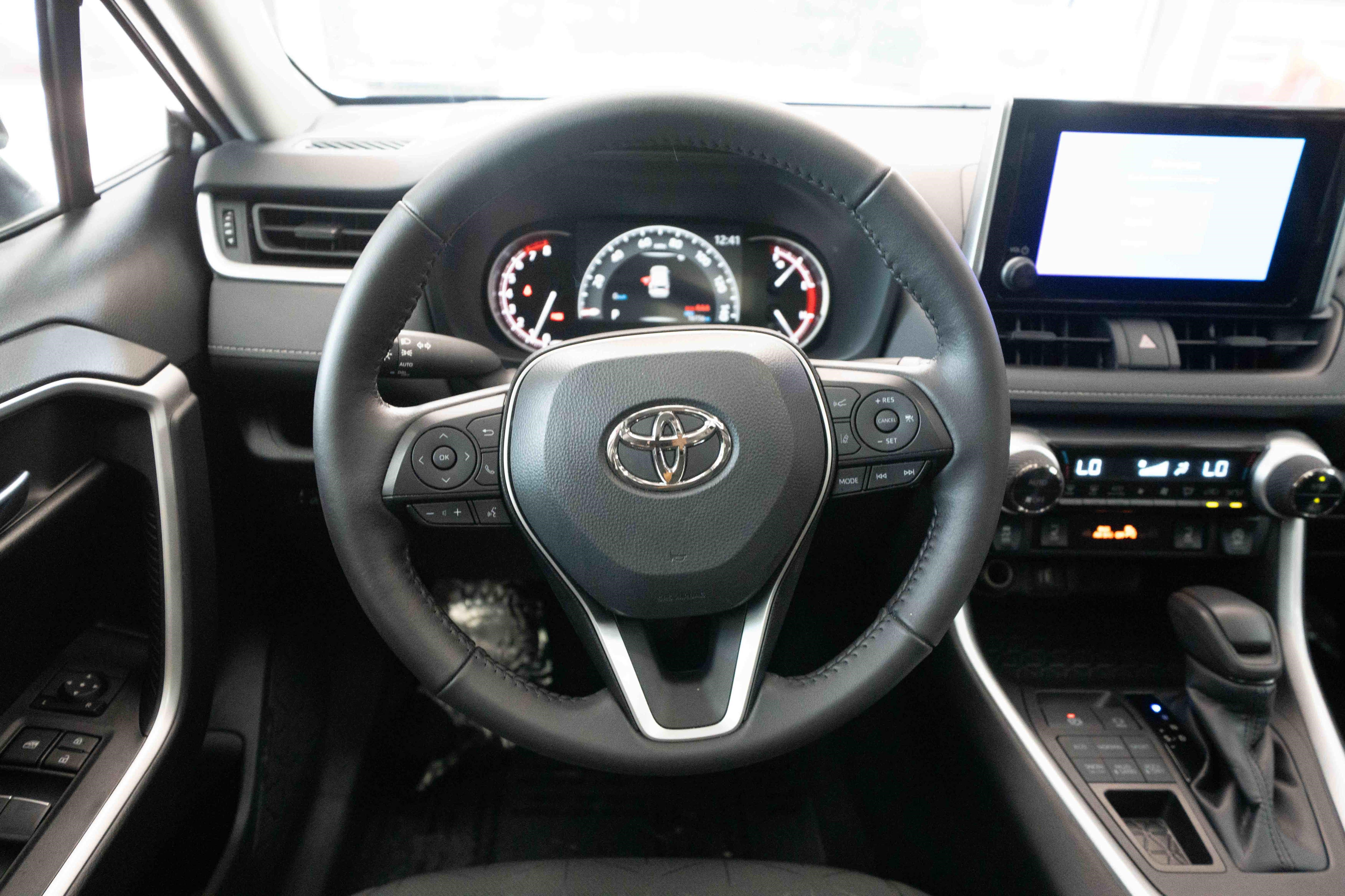 Certified 2023 Toyota RAV4 XLE w/ Convenience Package AWD/4WD image 23