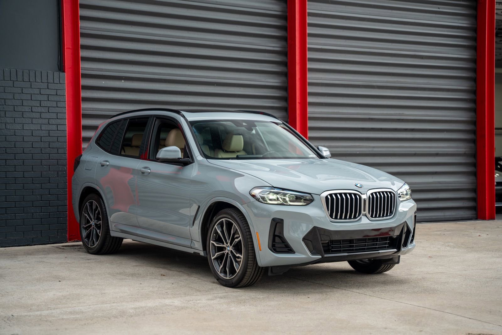 Used 2022 BMW X3 xDrive30i w/ M Sport Package 2 image 9