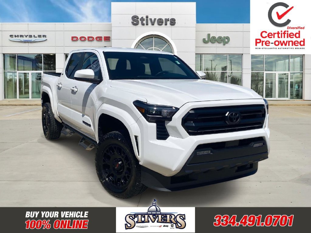 Used 2025 Toyota Tacoma SR5 RWD image 1