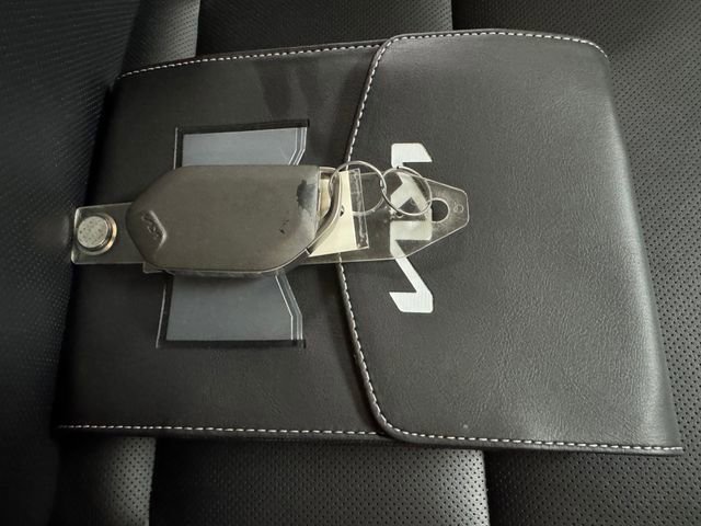 Used 2025 Kia Telluride S FWD image 28