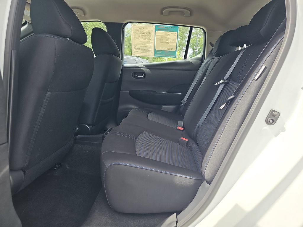Used 2024 Nissan Leaf S FWD image 18