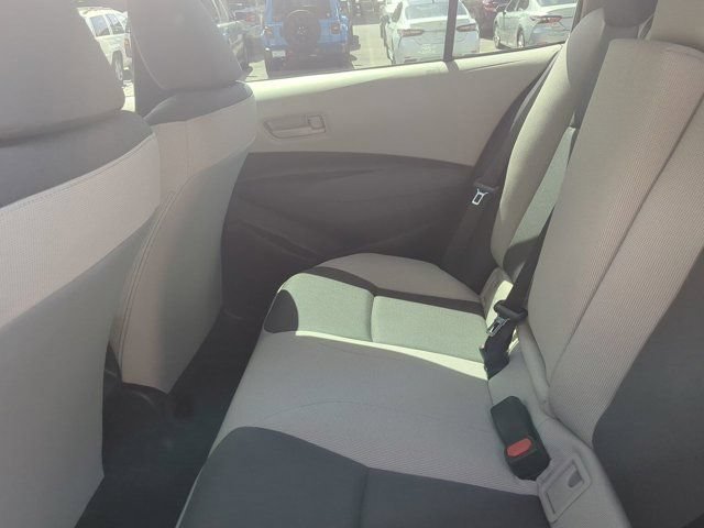 Used 2023 Toyota Corolla LE FWD image 13