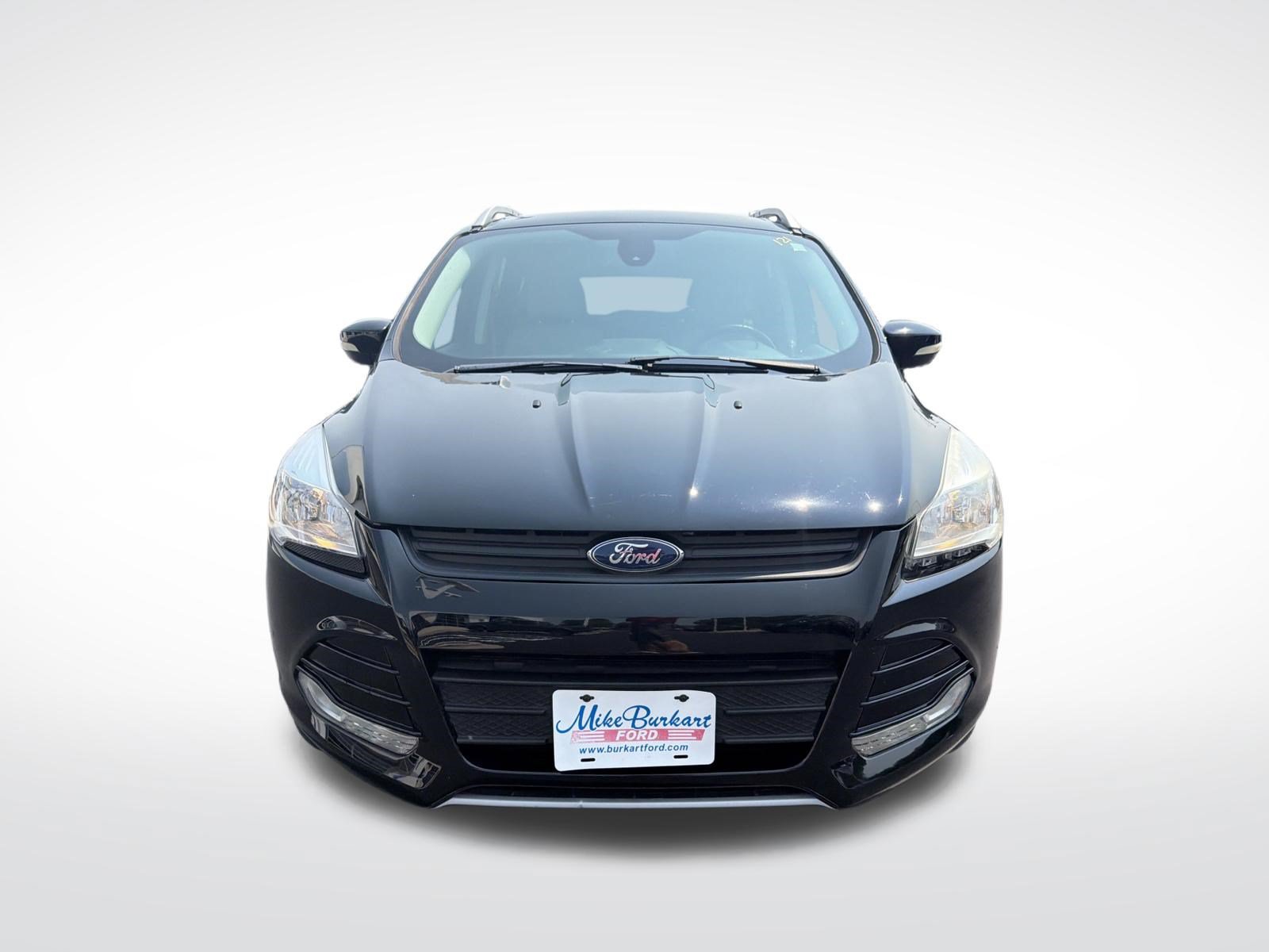 Used 2016 Ford Escape Titanium FWD image 3