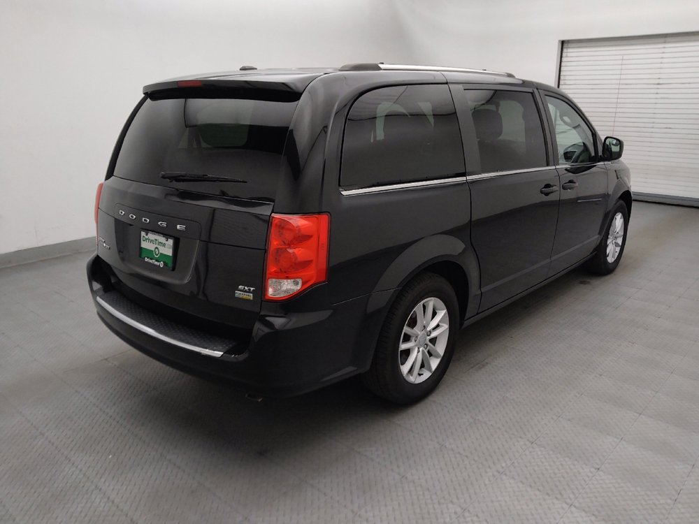Used 2019 Dodge Grand Caravan SXT FWD image 9