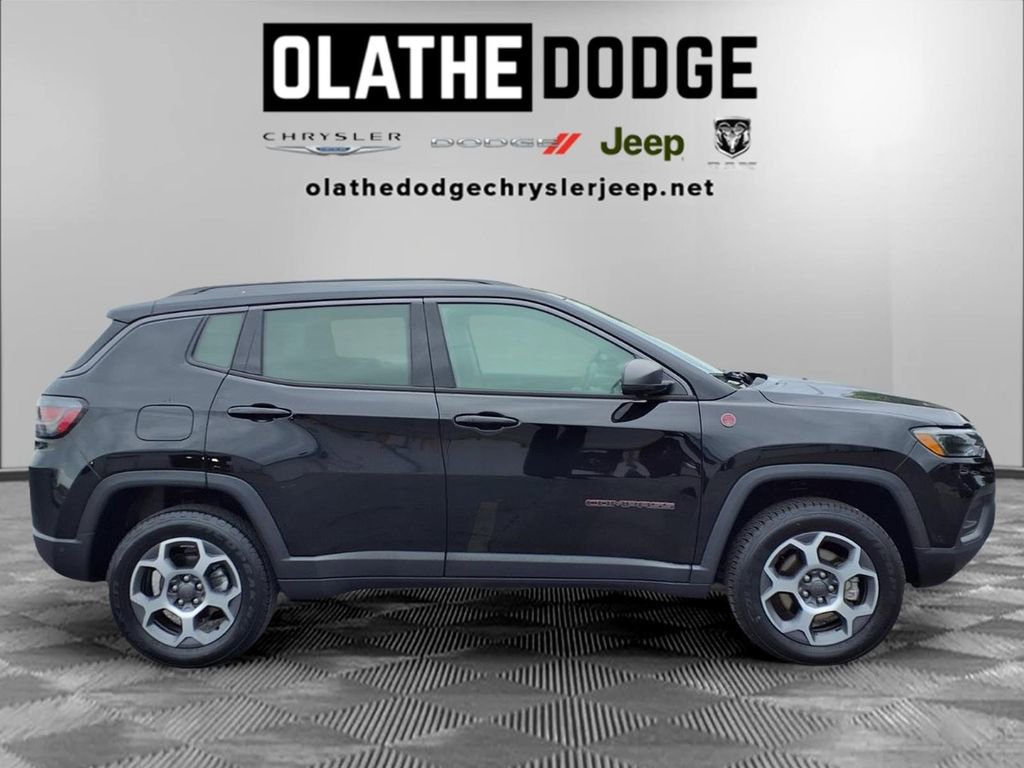 Used 2022 Jeep Compass Trailhawk w/ Trailhawk Elite Group AWD/4WD image 30