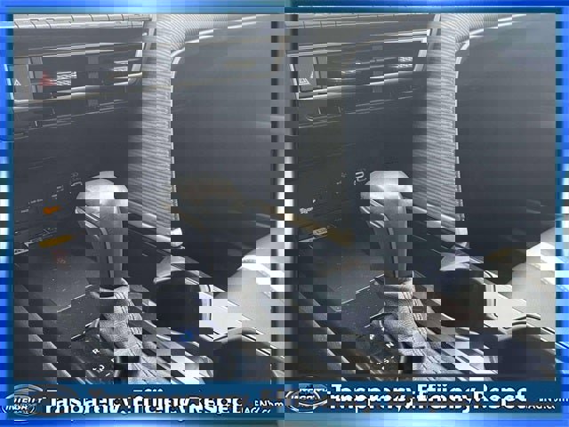 Used 2025 Toyota Camry SE image 33