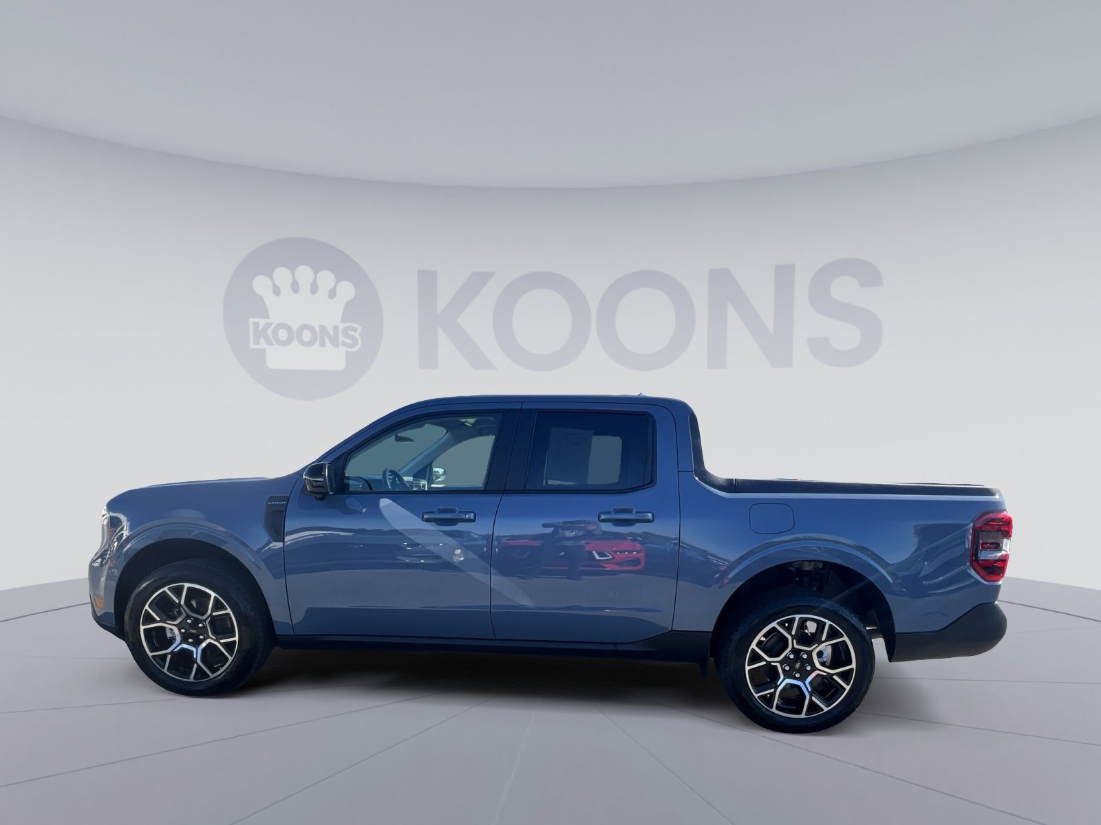 Certified 2025 Ford Maverick Lariat w/ 4K Tow Package AWD/4WD image 7