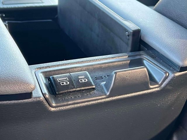 Certified 2024 Toyota Sienna XLE Woodland Edition image 20