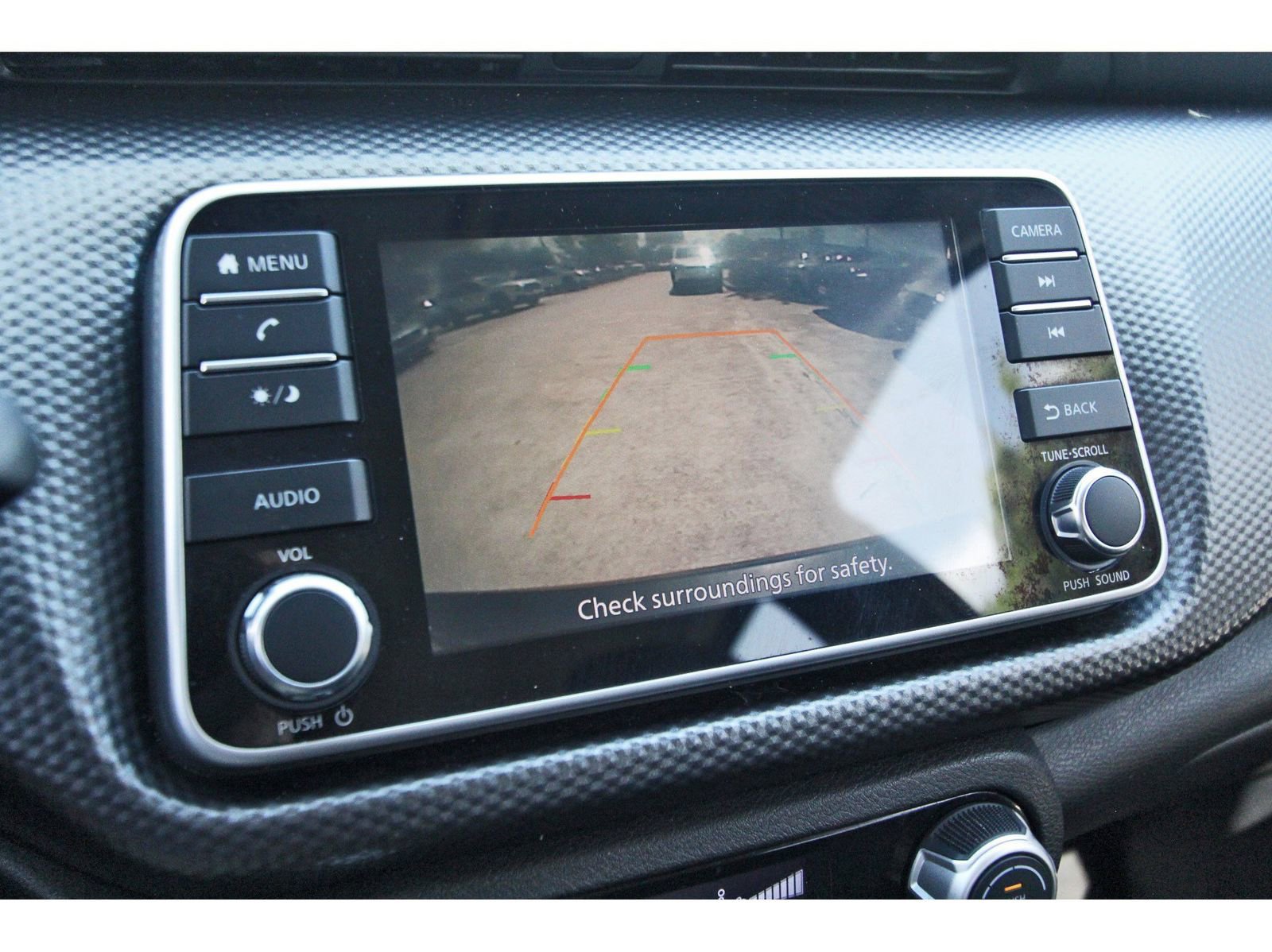 Used 2019 Nissan Kicks SV image 24