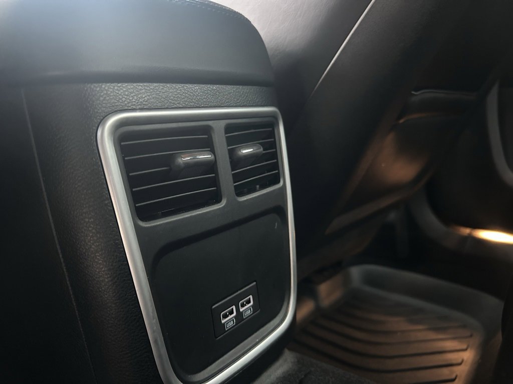 Used 2023 Dodge Charger R/T w/ Plus Group image 28