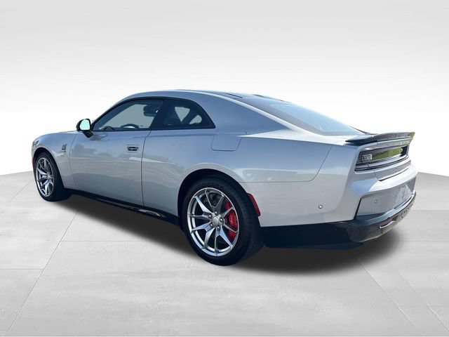 Used 2024 Dodge Charger Daytona Scat Pack w/ Plus Group AWD/4WD image 2