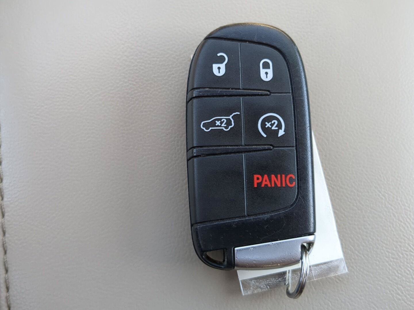 Used 2021 Jeep Grand Cherokee Limited AWD/4WD image 21