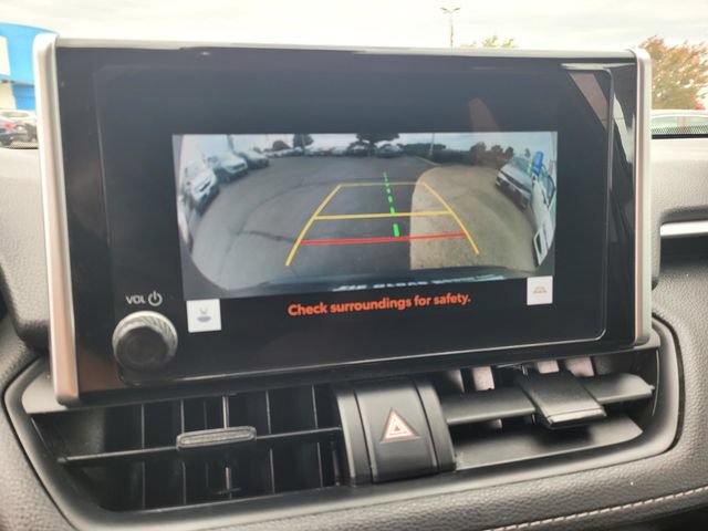 Used 2024 Toyota RAV4 XLE w/ Convenience Package FWD image 11