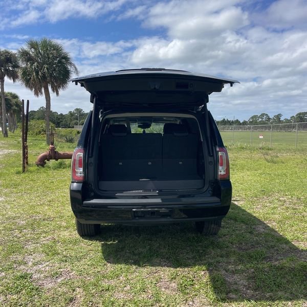 Used 2019 GMC Yukon SLT image 9