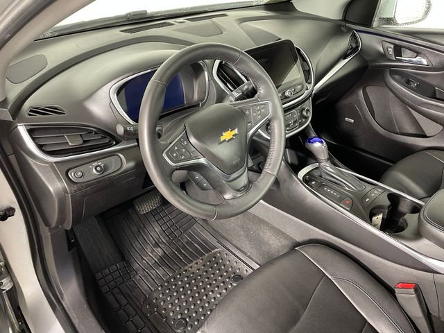 Certified 2017 Chevrolet Volt Premier w/ Driver Confidence Package image 3