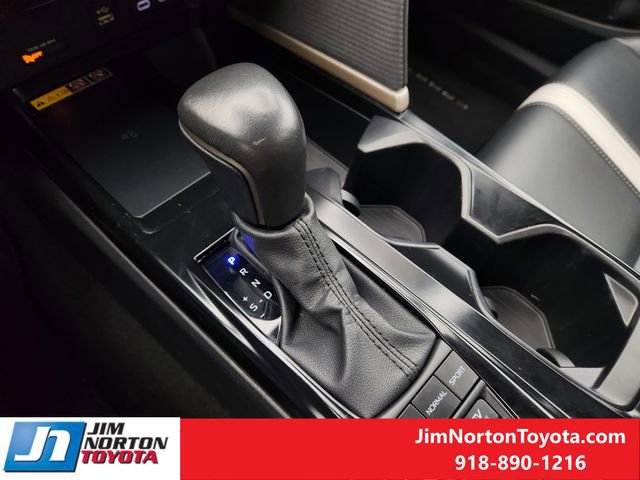 Used 2025 Toyota Camry SE FWD image 20