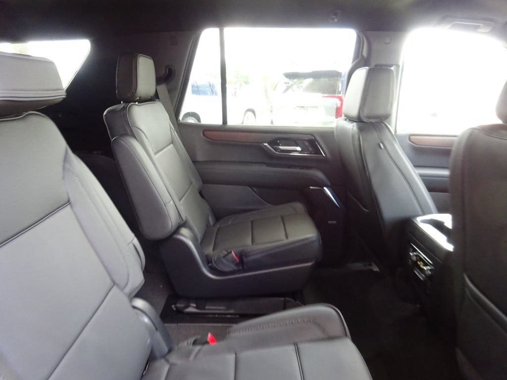 New 2026 GMC Yukon Denali AWD/4WD image 21