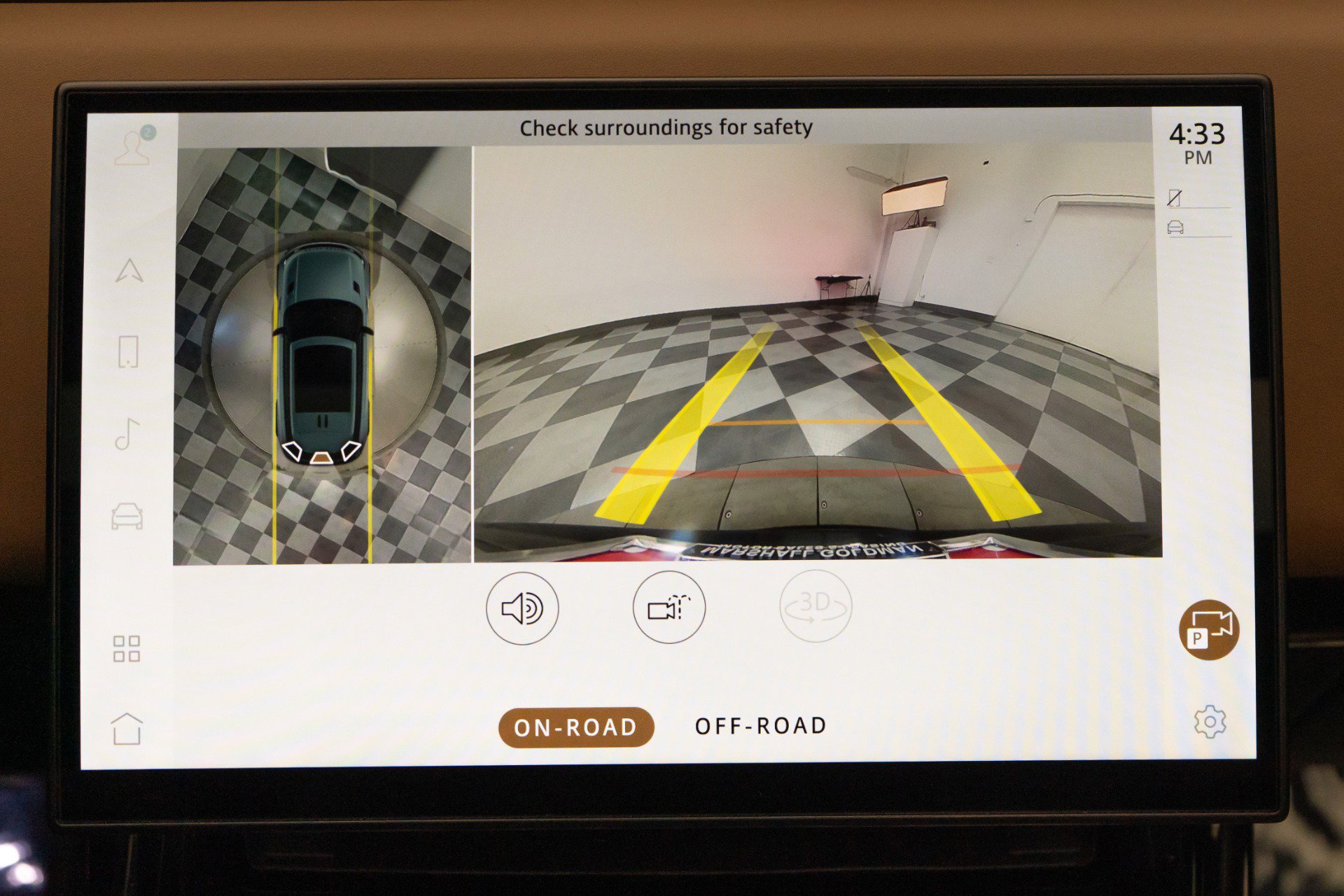 Used 2023 Land Rover Range Rover Sport SE Dynamic image 31